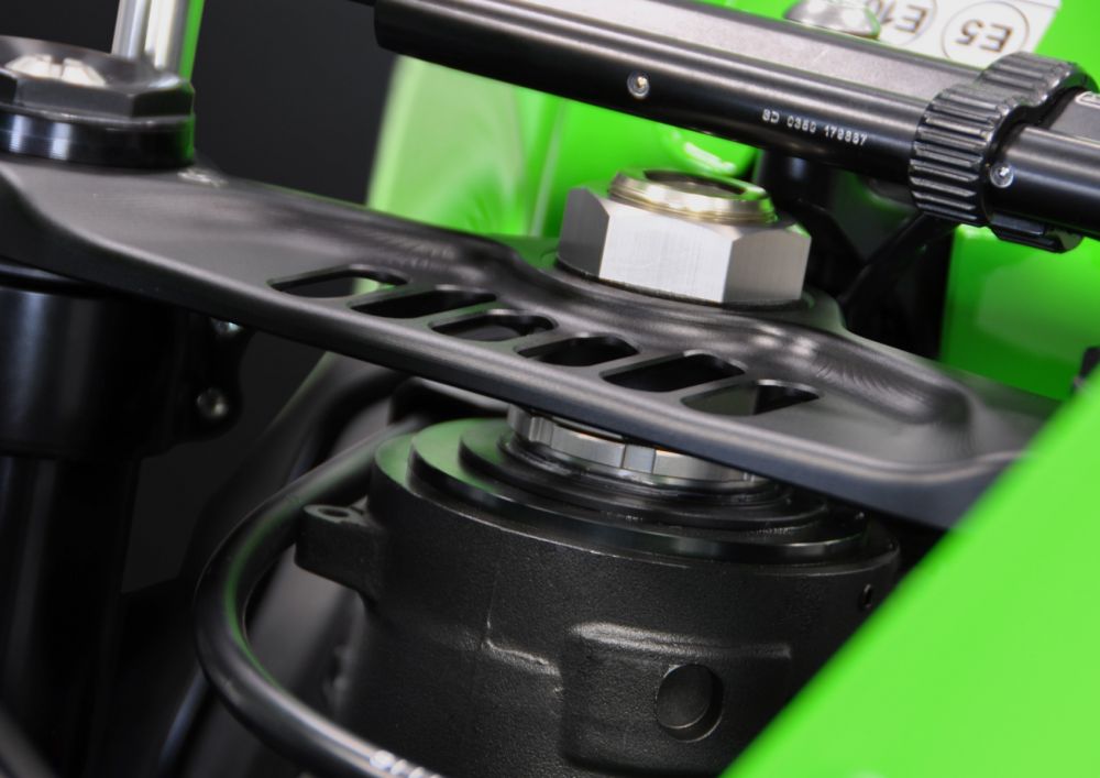 komaribbon様 Bonamici Kawasaki ZX-10R 2021> Top Triple Clamp / Top Yoke